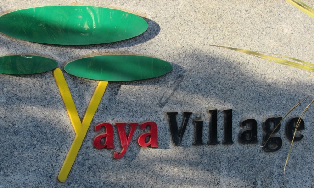 YaYa Village Logo